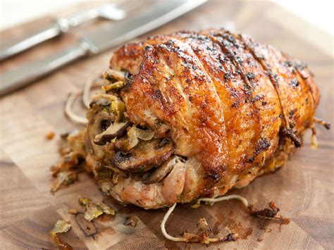 herb-crusted-turkey-breast-with-mushroom-leek image