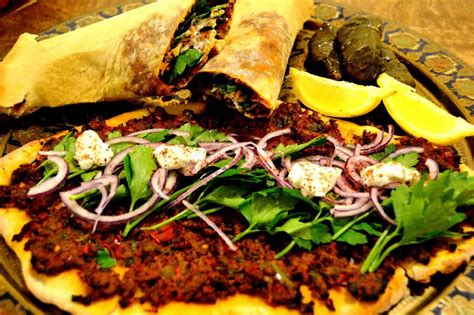 lahmacun-turkish-street-food-the-cutlery-chronicles image