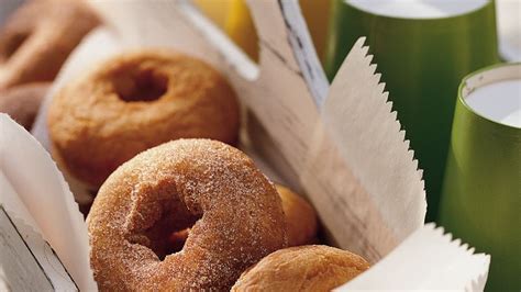applesauce-doughnuts-recipe-bettycrockercom image