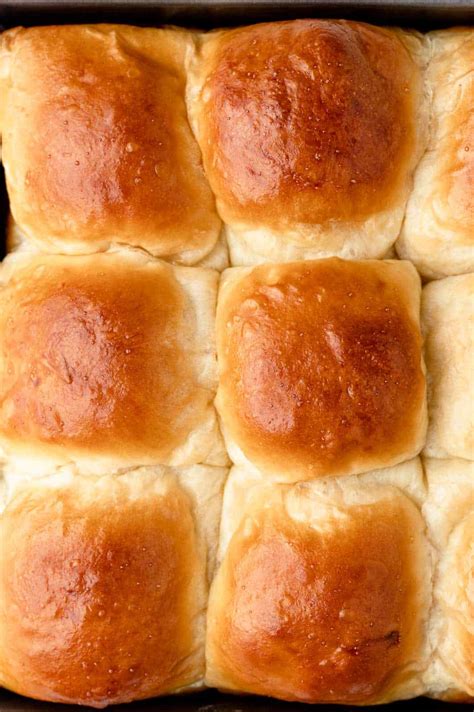 sweet-hawaiian-bread-rolls-cookin-with-mima image
