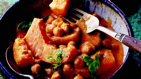 thai-red-curry-with-butternut-squash-and-chickpeas image