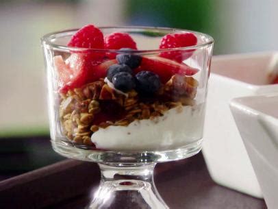 granola-yogurt-berry-parfait-recipe-bob-blumer image