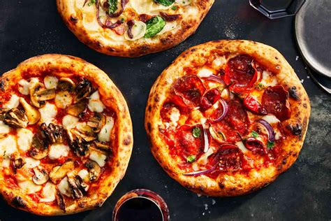 the-fw-guide-to-making-pizza-at-home-food-wine image