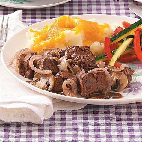 braised-beef-with-mushrooms-recipe-how image