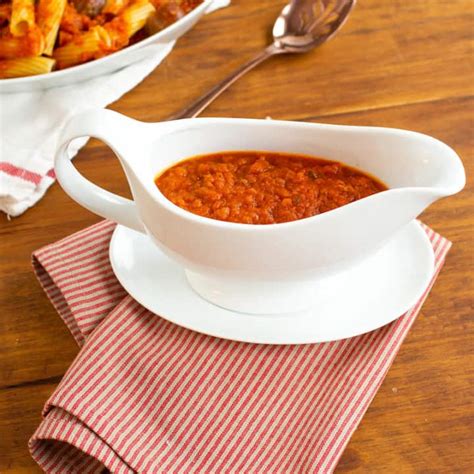 italian-red-sauce-recipe-with-sausage-good image