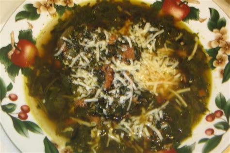 italian-spinach-and-sausage-soup-recipe-foodcom image