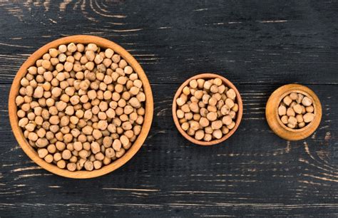 conventional-organic-and-us-grown-chickpeas image