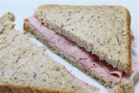 ham-mayo-sandwich-delicious-basic-sandwich-ideal-for-taking image