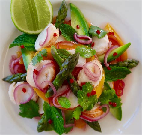 perfect-thai-mango-and-lobster-salad-recipe-winners image