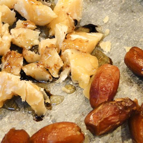 parmigiano-reggiano-dates-honey-and-balsamic-vinegar image