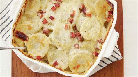 ham-and-scalloped-potatoes-recipe-bettycrockercom image