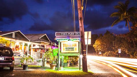 5-timeless-must-visit-hawaii-tiki-bars-travelage-west image