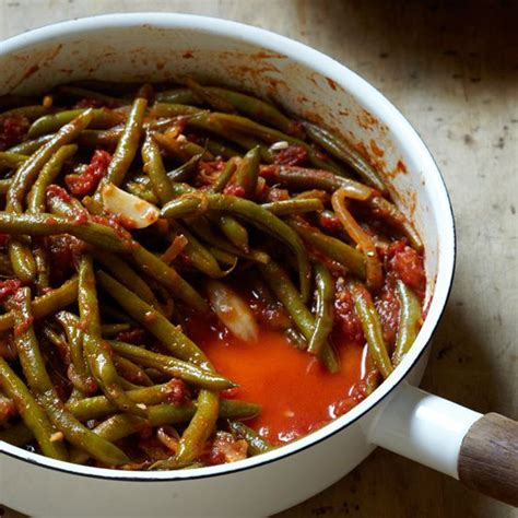 loobyeh-braised-green-beans-with-tomatoes-and-garlic image
