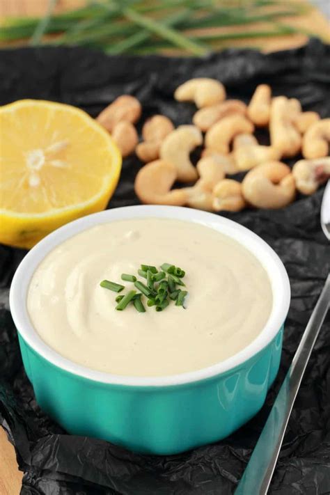 simple-cashew-cream-loving-it-vegan image