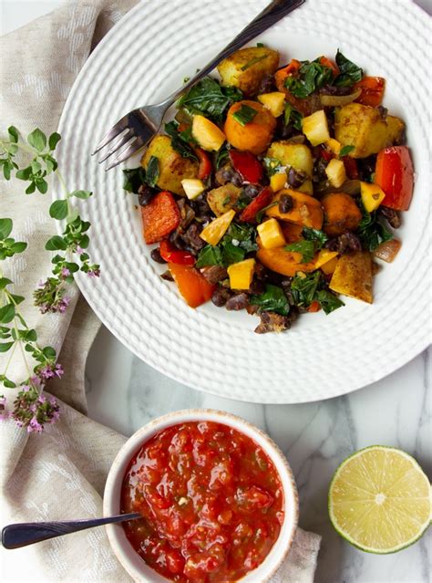 quick-vegetable-hash-skillet-dinner-vegetarian image