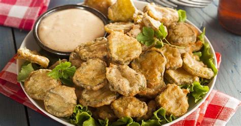 texas-roadhouse-fried-pickles-copycat-recipe-cooking image