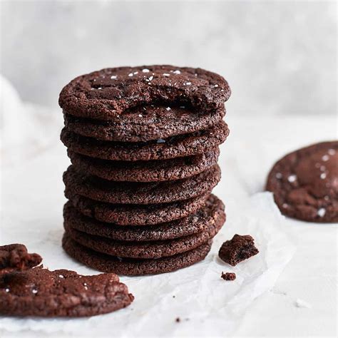chocolate-cookies-made-with-cocoa-also-the-crumbs image