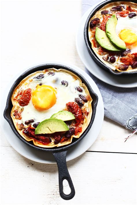 easy-huevos-rancheros-recipe-video-the-tortilla image