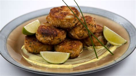 crab-cakes-with-curry-herb-dip-ctv image