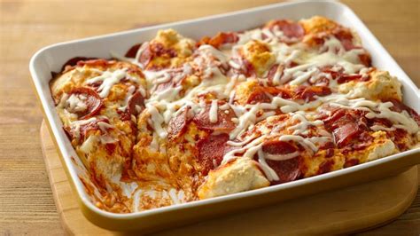 impossibly-easy-pizza-bake-recipe-bettycrockercom image
