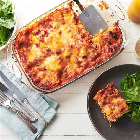 the-best-turkey-lasagna-recipe-the-mom-100 image