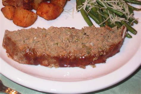 lubys-cafeteria-meatloaf-recipe-foodcom image