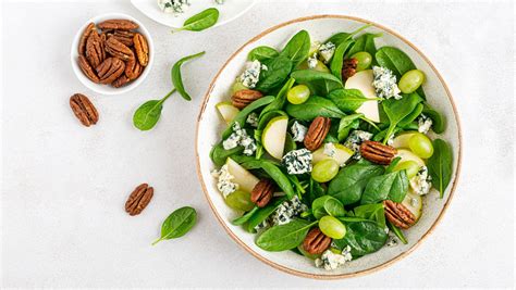15-types-of-greens-that-are-perfect-for-salads-tasting image