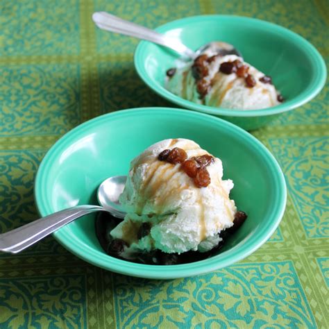 a-recipe-rum-and-raisin-sauce-for-desserts-or image