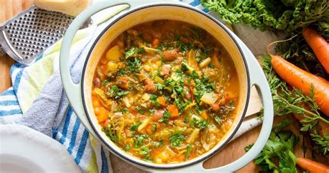 the-best-minestrone-soup-recipe-how image