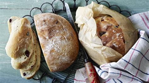 sun-dried-tomato-and-olive-bread-recipe-bbc-food image