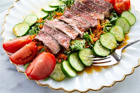 sesame-grilled-steak-salad-the-kitchen-magpie image