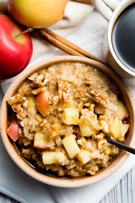 apple-cinnamon-oatmeal-healthy-breakfast-the-worktop image