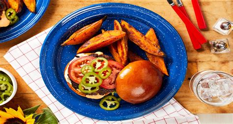 jalapeo-popper-burgers-recipe-hellofresh image