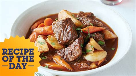 ree-drummonds-5-star-beef-stew-with-vegetables-the image