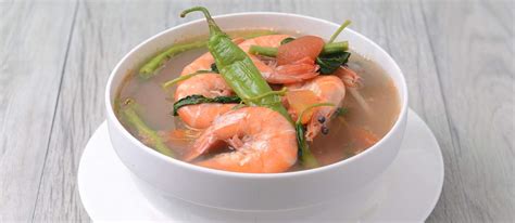 sinigang-na-hipon-traditional-seafood-soup-from image