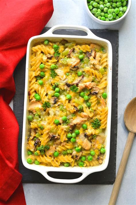 healthy-tuna-noodle-casserole-low-calorie-gf image