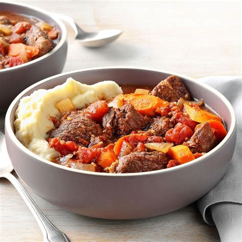 garlic-lovers-beef-stew-recipe-how-to image