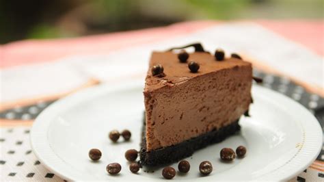 chocolate-mousse-pie-recipe-epicurious image