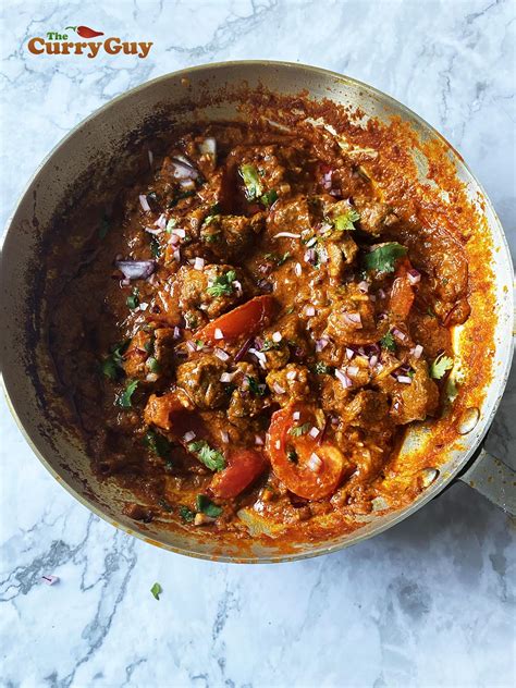 restaurant-style-rogan-josh-recipe-the-curry-guy image