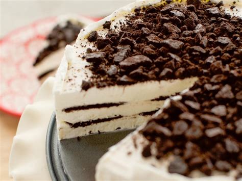 icebox-cake-recipe-ree-drummond-food-network image