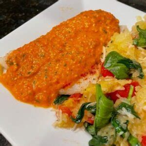 roasted-red-pepper-sauce-the-kidney-dietitian image