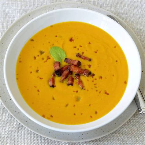 puree-of-butternut-squash-soup-gourmet-food-world image