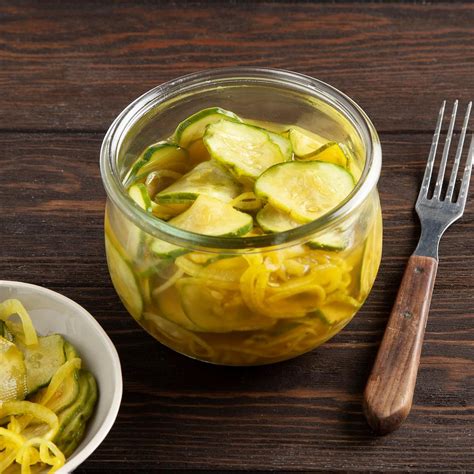 easy-refrigerator-pickles-recipe-how-to image