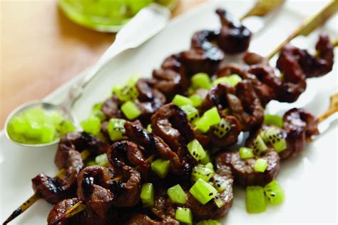 korean-beef-and-kiwi-combo-makes-for-colourful-skewers image