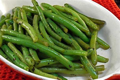 herbed-green-beans-recipe-foodcom image
