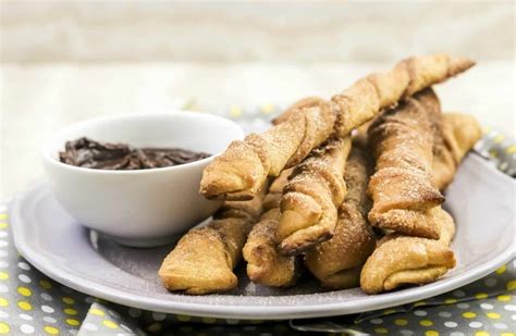 baked-churros-with-mexican-chocolate-sauce-merry image