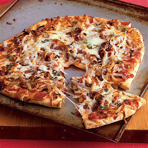 caramelized-onion-and-prosciutto-pizza-recipe-myrecipes image