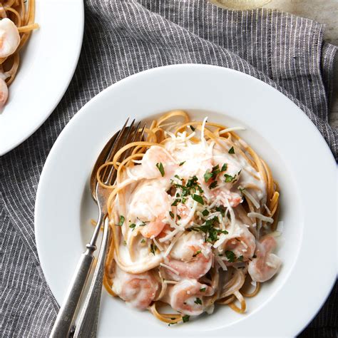 shrimp-alfredo-recipe-eatingwell image