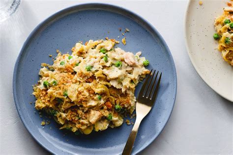 crock-pot-tuna-casserole-recipe-with-egg-noodles-the image