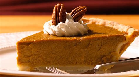 heavenly-spiced-pumpkin-pie-thrifty-foods image